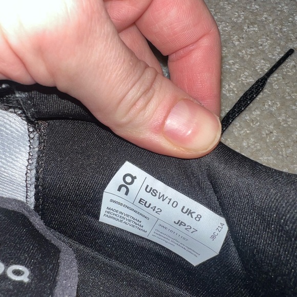 ON Cloud Monster running shoes black white women’s 10 - Picture 5 of 6